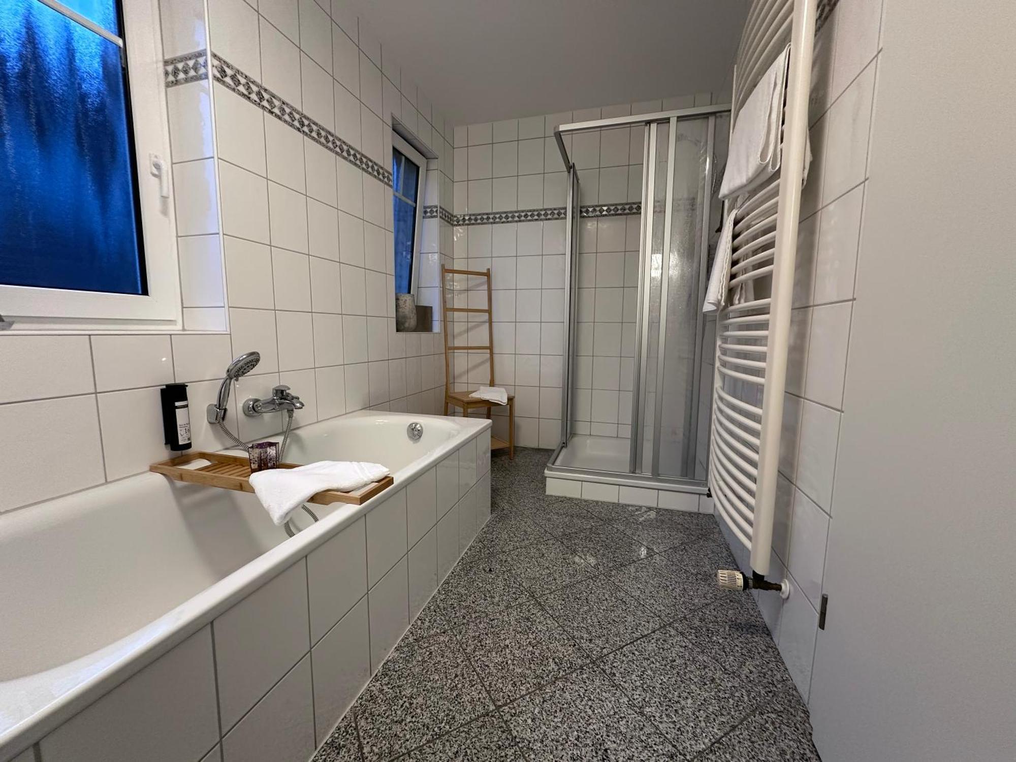 Luxx Downtown - Design-Apartment Zentral Im Ort Bad Zwischenahn Buitenkant foto